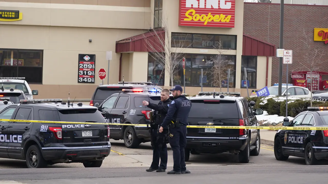 Puluhan Orang Tewas Akibat Penembakan Massal di Colorado
