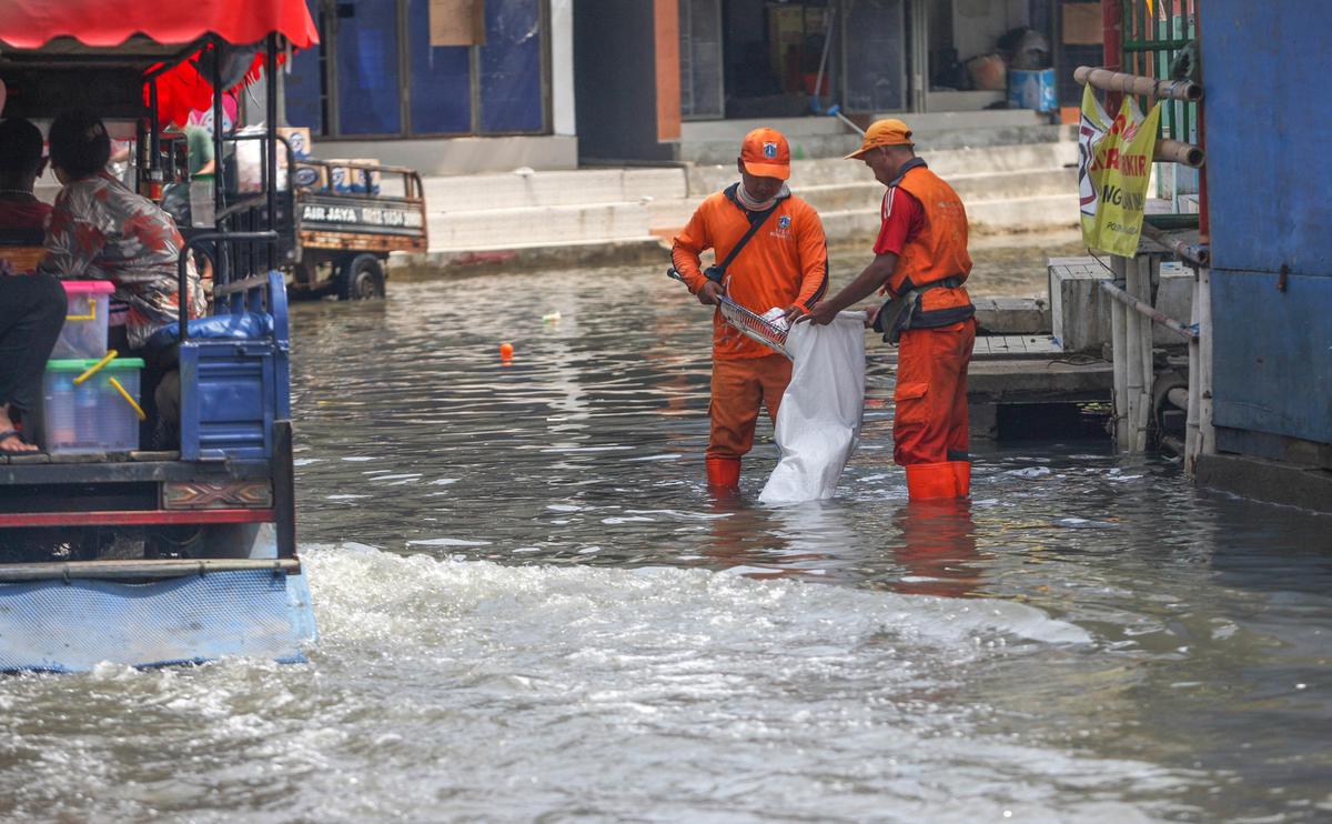 Banjir rob Muara Angke
