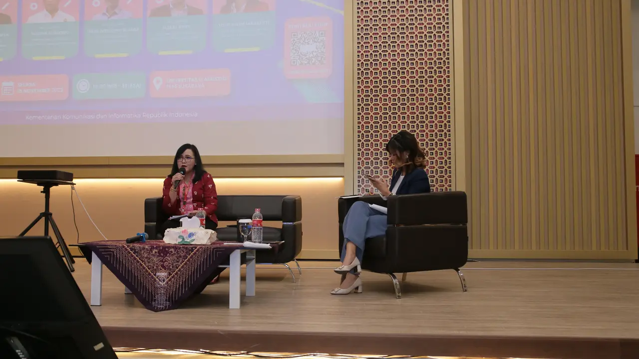 Acara Sosialisasi RUU KUHP, di Surabaya, Selasa (15/11).