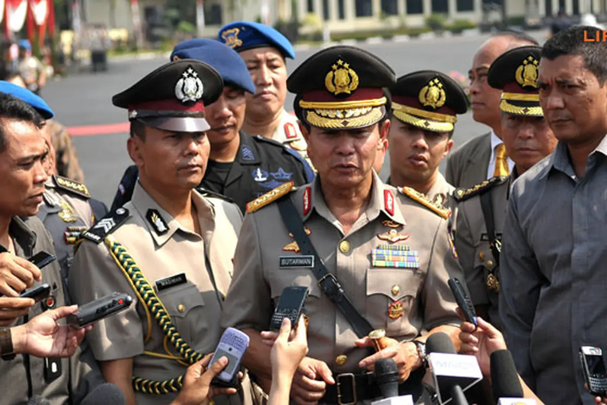9foto-sertijab-131029b.jpg