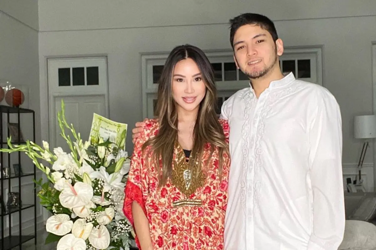 Aditya Trihatmanto dan Kezia Toemion