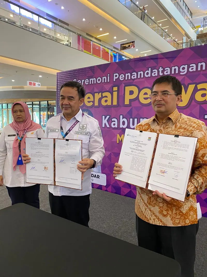 Dinas Penanaman Modal dan Pelayanan Terpadu Satu Pintu (DPMPTSP) Kabupaten Tangerang, membuka Gerai Pelayanan Publik terpadu di Mal Ciputra Tangerang.