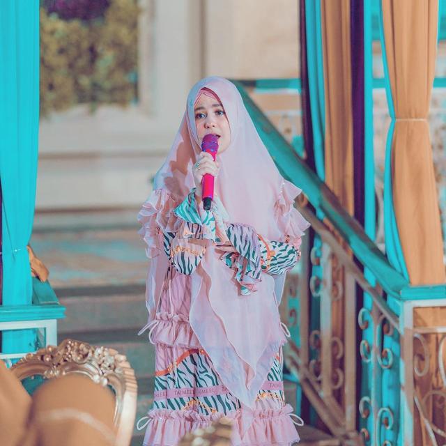 6 Potret Transformasi Gaya Risty Tagor yang Makin Modis, Kini Tampil Bak ABG