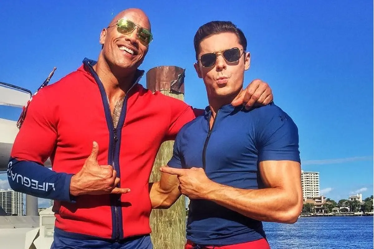 Zac Efron dan The Rock dalam Baywatch