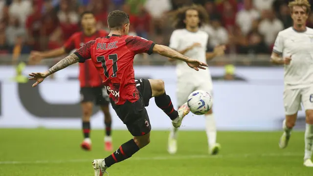 Foto: Perjuangan Pemain AC Milan saat Melumat Lazio di Liga Italia