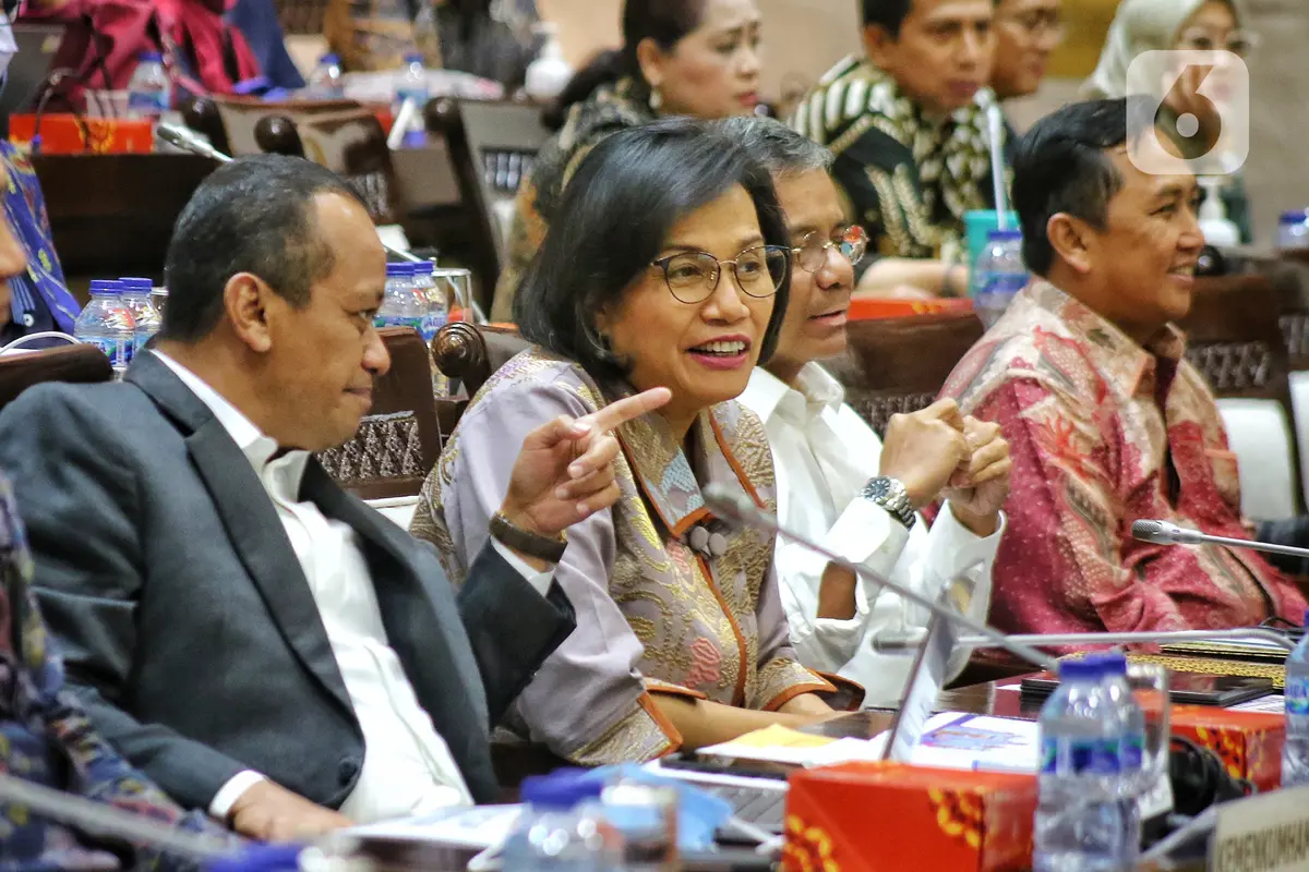 Menteri Keuangan dan Kepala BKPM Rapat Kerja Bahas RUU PPSK