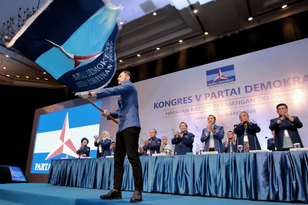 Momen AHY Kibarkan Panji Demokrat