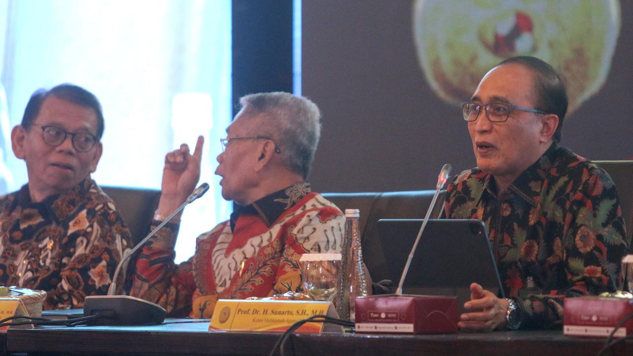 Refleksi Akhir Tahun Mahkamah Agung