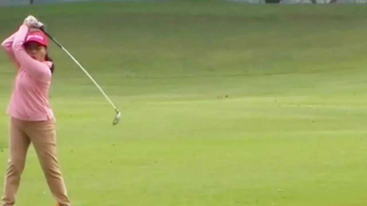 Pantang Menyerah: Kisah Atlet Golf Tunanetra Pertama di Indonesia