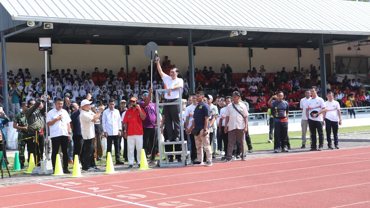 Pembukaan Kejurnas Atletik 2023 oleh Luhut Binsar Pandjaitan