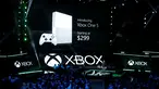 Kepala Microsoft Xbox Phil Spencer memperkenalkan Xbox One S di Xbox E3 2016, Los Angeles , California , AS , 13 Juni 2016. Sony dan Microsoft sama - sama memperkenalkan jagoan baru mereka untuk para pecinta game dunia.  (REUTERS/Lucy Nicholson)