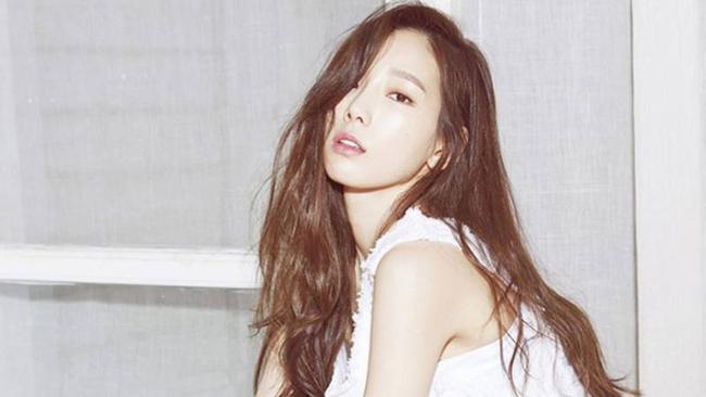 Hal tersebut membuktikan dengan aktivitas Taeyeon di media sosial. Baekhyun mendapatkan tanda 'Likes' dari Taeyeon dari salah satu postingannya. (Soompi/Bntang.com) 