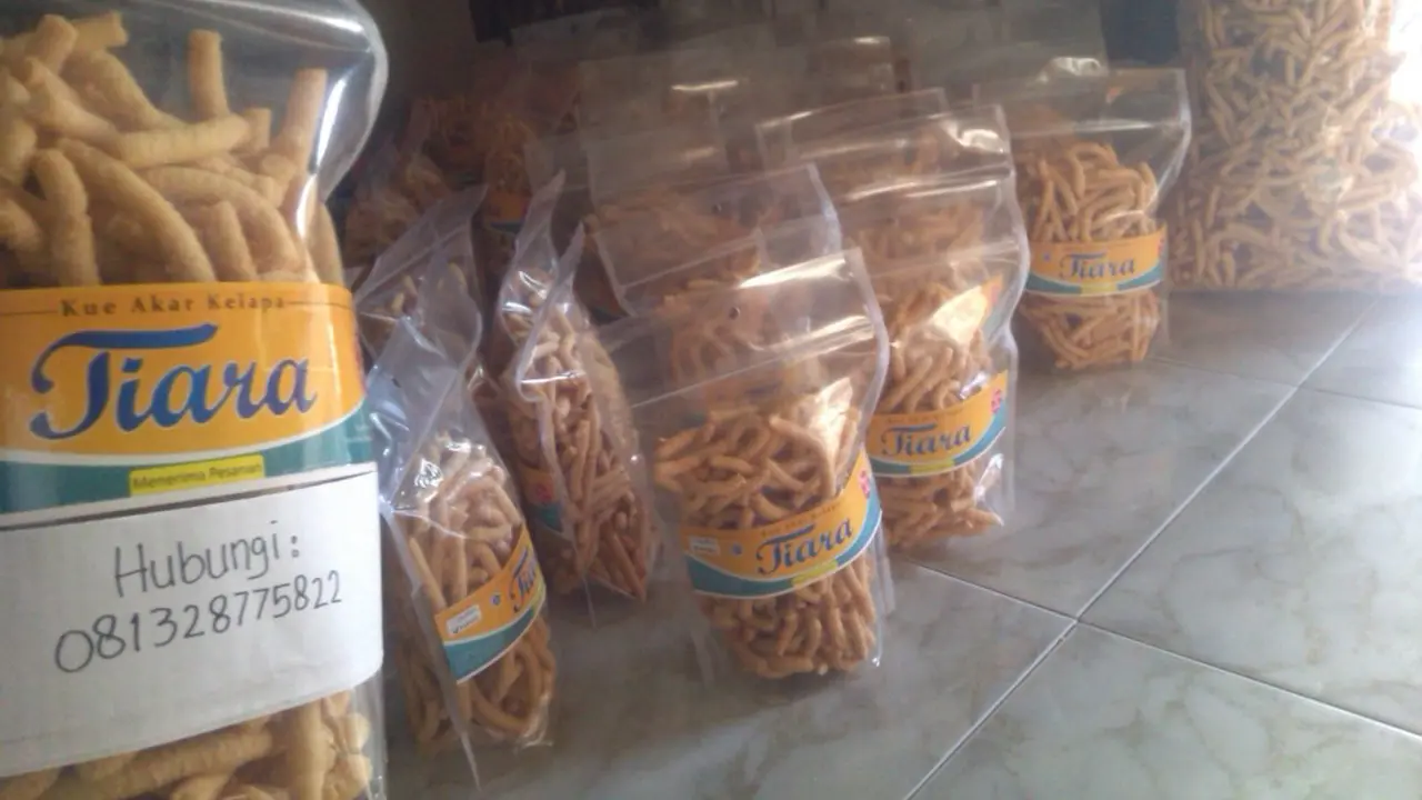 Kue Akar Kelapa