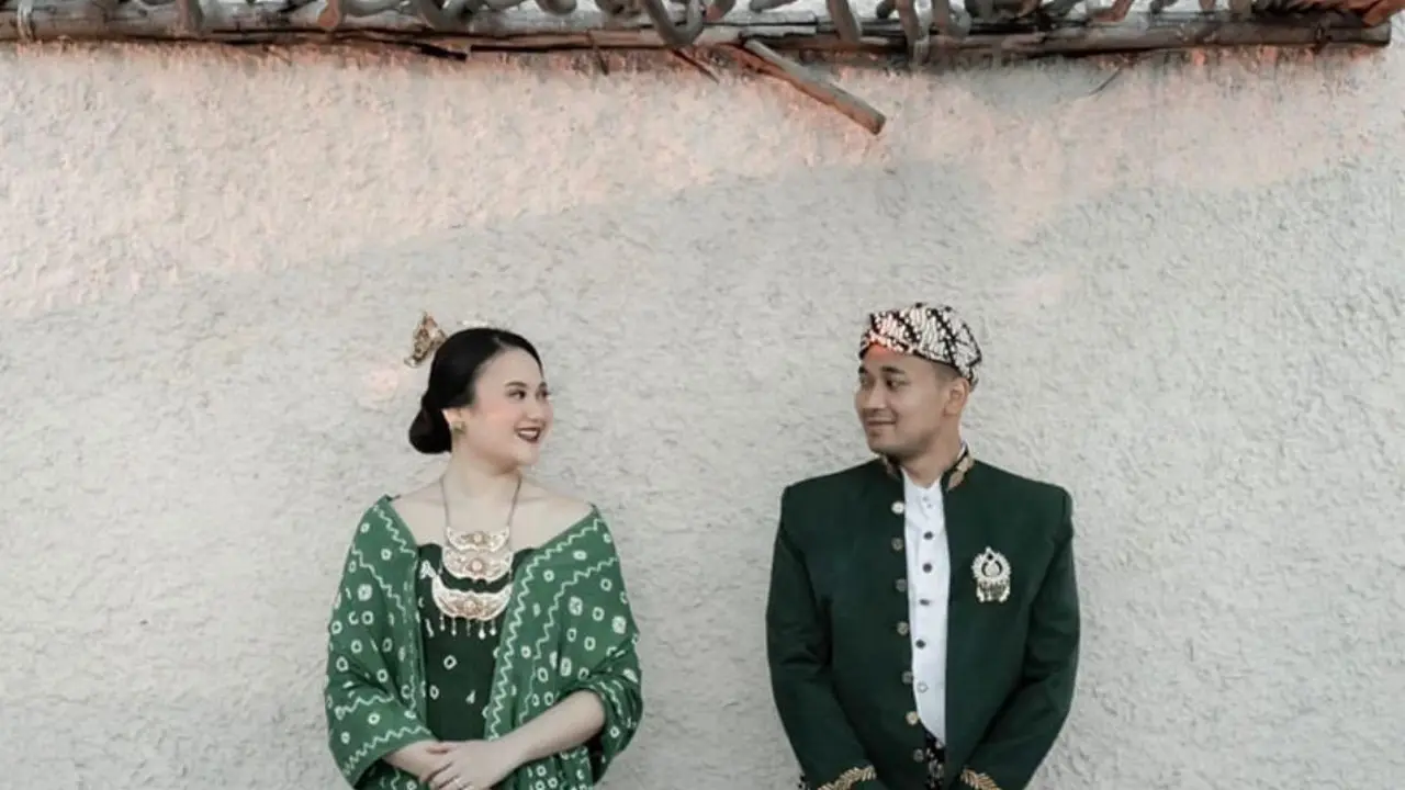 Penyewaan baju adat untuk keperluan prewedding juga merupakan bentuk pelestarian budaya