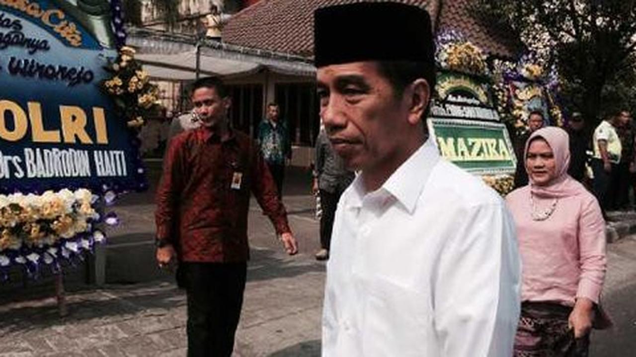 Jokowi kesal perizinan investasi daerah masih jadi sumber cari uang