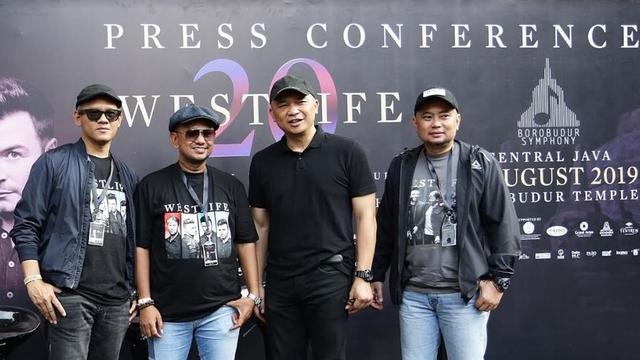 Westlife (Foto: Bambang E. Ros)