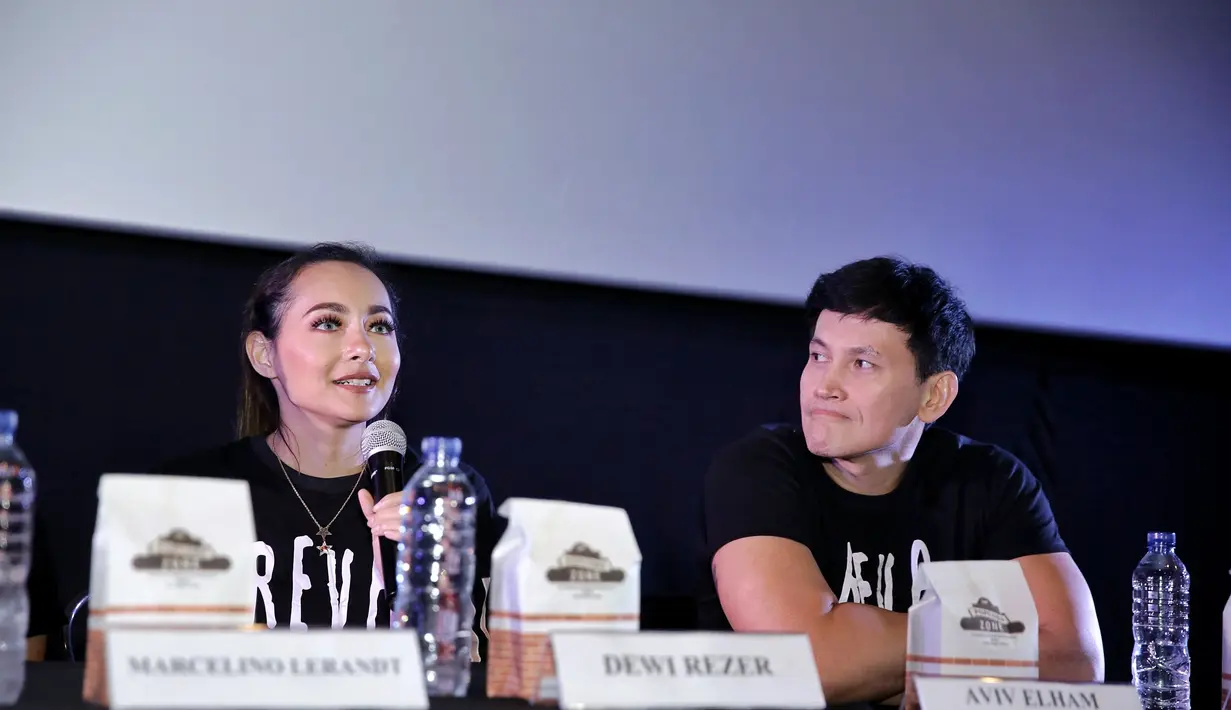 Dewi Rezer dan Marcellino Lefrandt