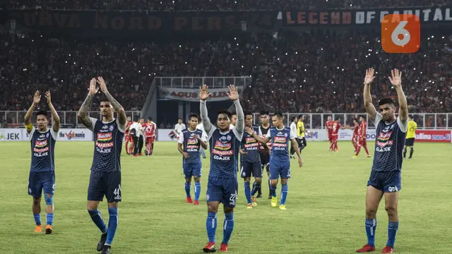 Dukungan Aremania saat Away