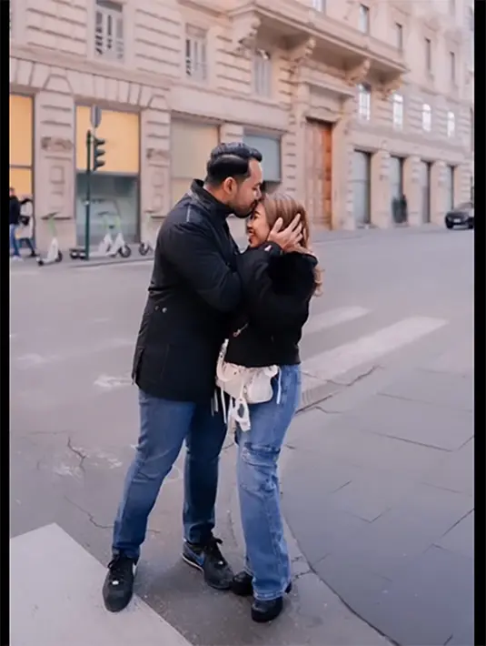 [Instagram/kikysaputrii]