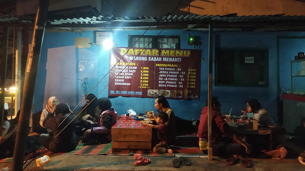 Sop Senerek Sabar Menanti (Warung Malam).