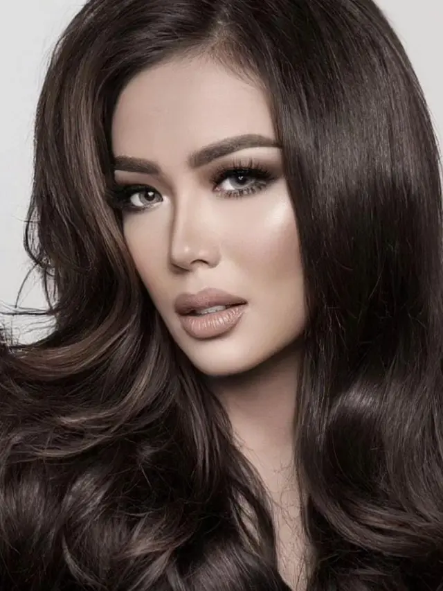 Soimah tampil berbeda dari biasanya saat di foto dengan Rio Motret