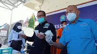 BNNP Sulteng menunjukkan barang bukti sabu yang diamankan dari pelaku peredaran narkoba di Kota Palu pada bulan Mei, 2021 lalu. (Foto: Heri Susanto/ Liputan6.com).