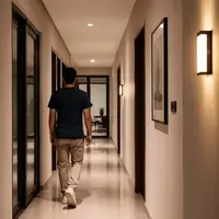 Ide Lampu Dinding untuk Membuat Lorong Rumah Tidak Terlihat Gelap (AI Generated)