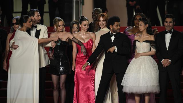 Jennie Blackpink bersama bintang The Idol