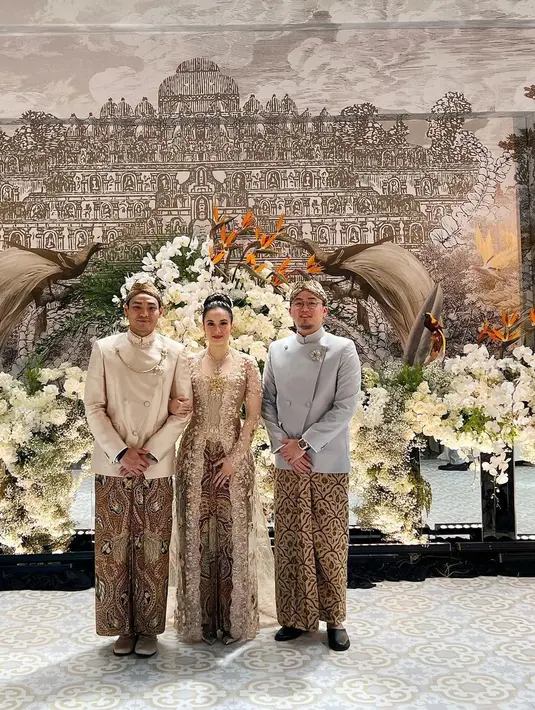 [Instagram/robclintonkardinal]