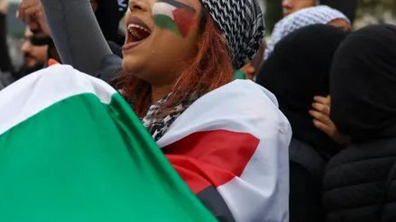 100.000 Orang Demo Dukung Palestina di London, Serukan Hentikan Bombardir Gaza