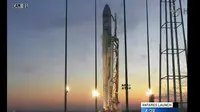 Saat Roket Luar Angkasa Antares Meledak