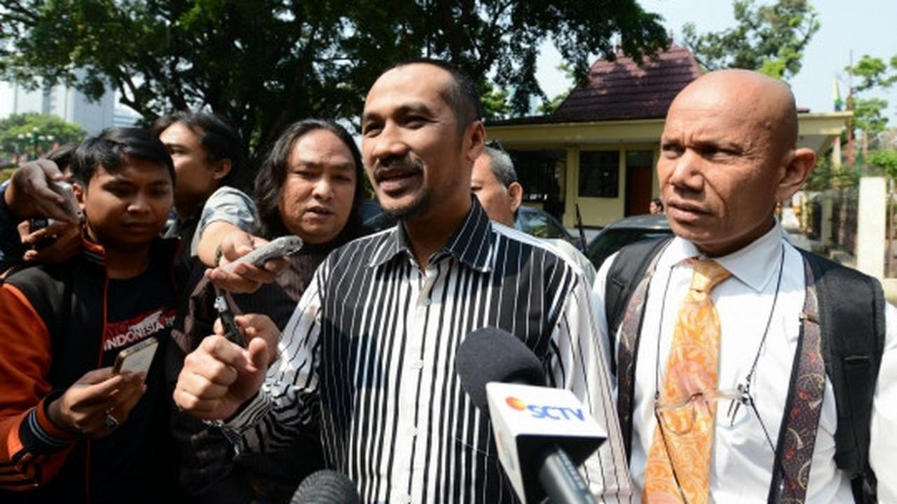 Gaya santai Abraham Samad datangi Bareskrim
