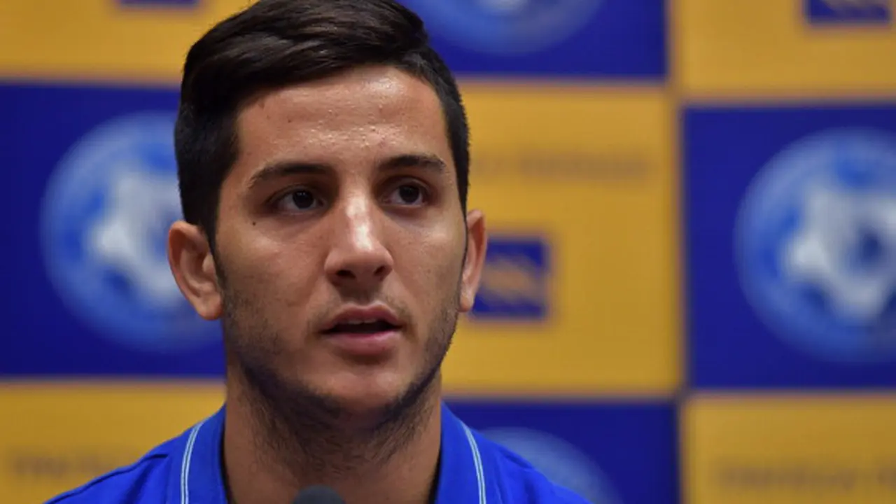 Konstantin Manolas