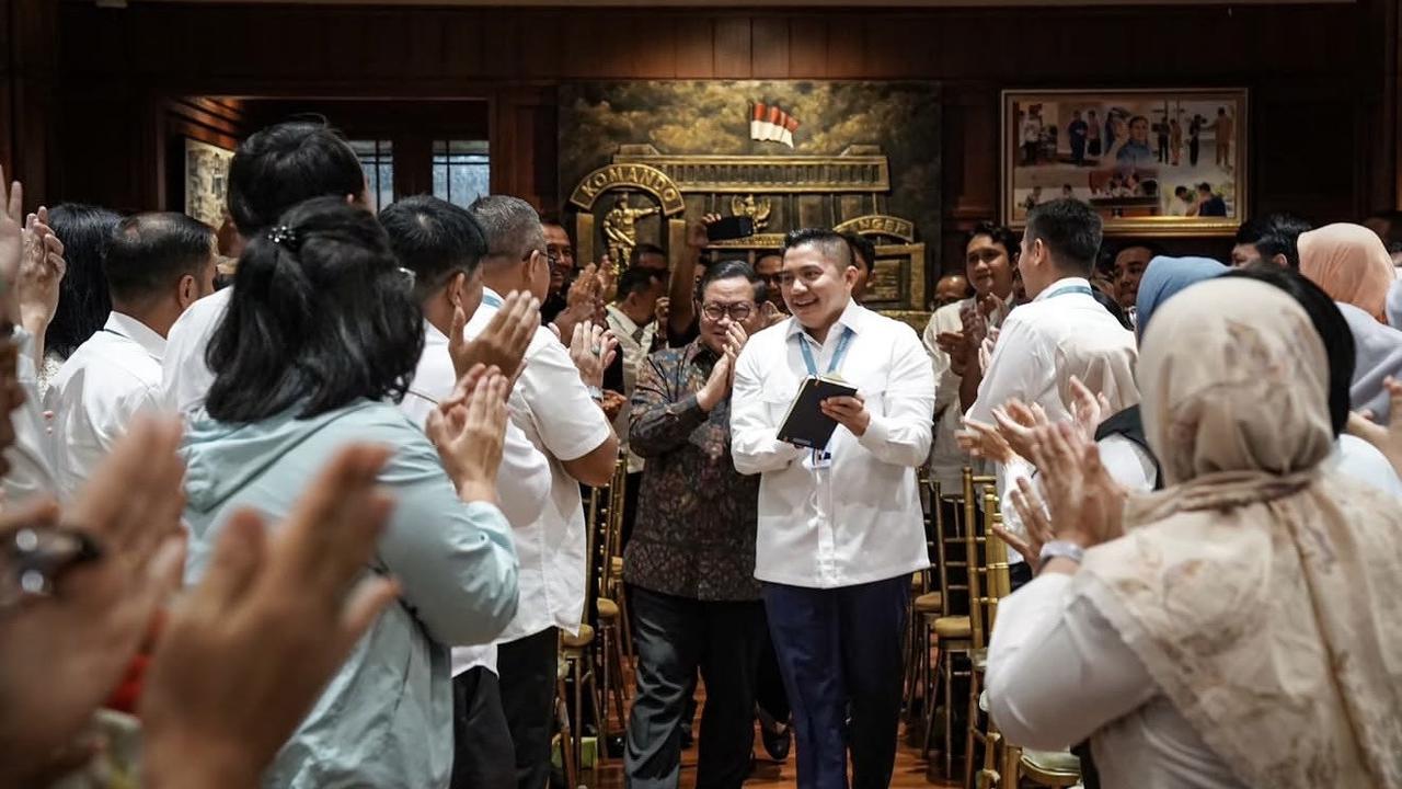 Momen Pramono Anung-Teddy Indra Wijaya