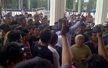 Hakim tolak eksepsi terdakwa, sidang pemotongan bambu ricuh 