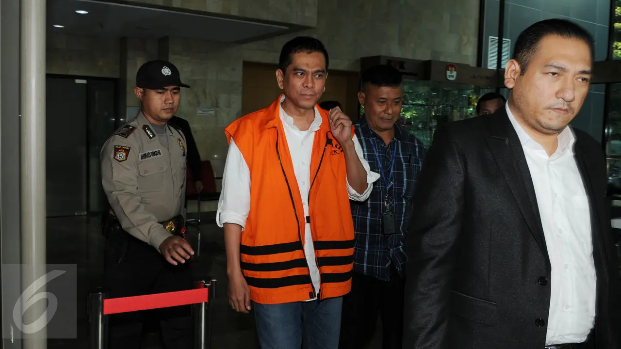 20160714-Pemeriksaan Perdana Sanusi sebagai Tersangka Pencucian Uang