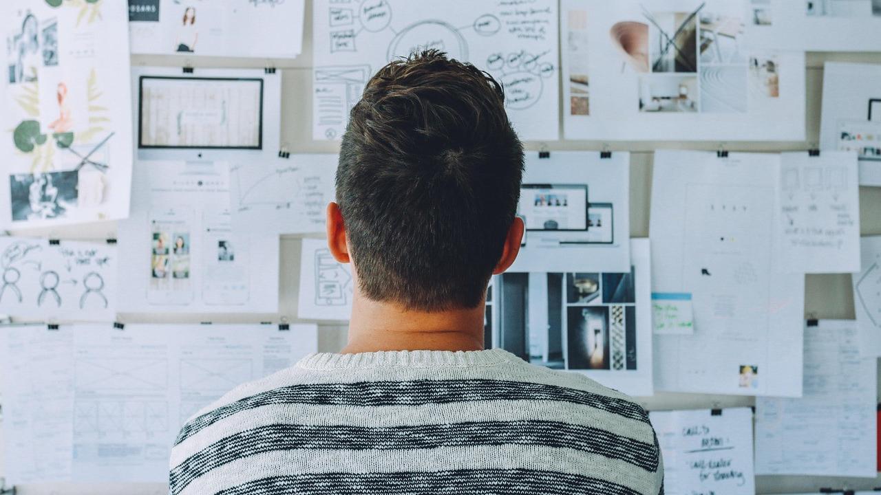 Ilustrasi Startup, Whiteboard, Room