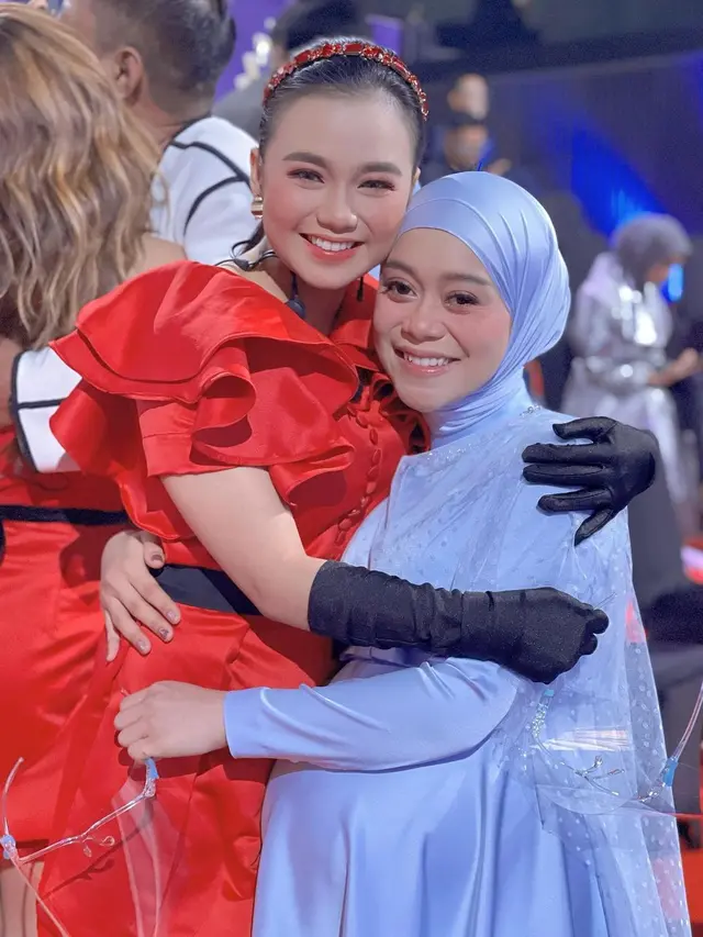 7 Potret Lesty Kejora Bareng Pengisi Acara IDA 2021, Kompak Beri Dukungan