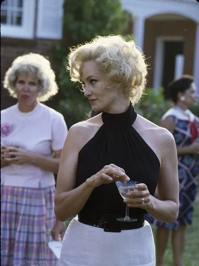 Jessica Lange dalam Blue Sky. (Foto: Dok. Metro Goldwyn Mayer/ IMDb)