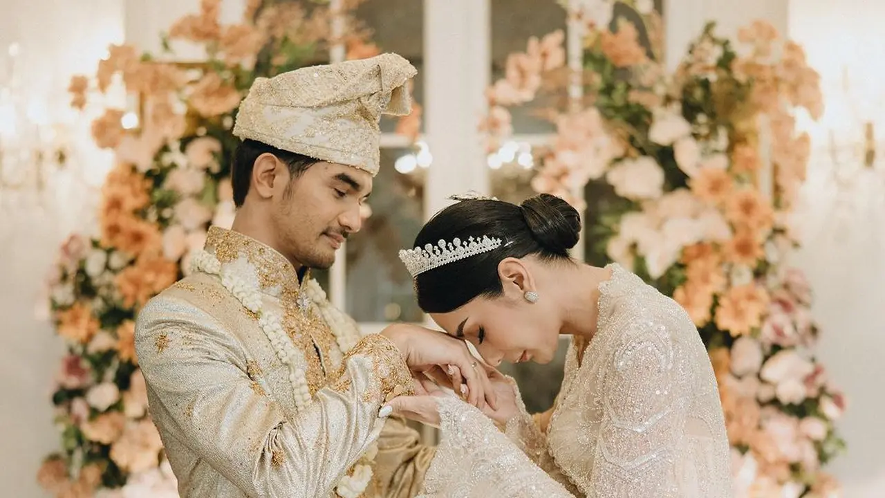 Tyas Mirasih menikah