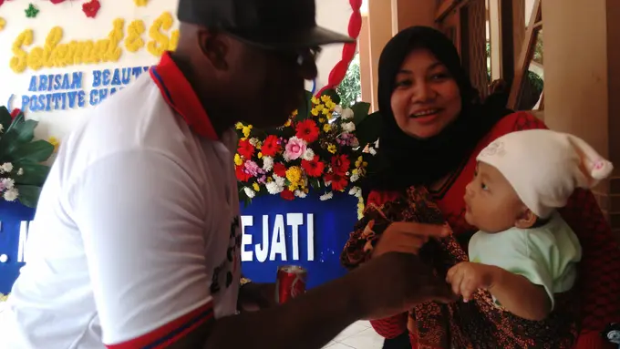 [Bintang] Keith Martin