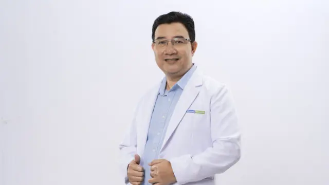 dokter spesialis bedah saraf RS Siloam Lippo Village Karawaci, Made Agus Mahendra Inggas
