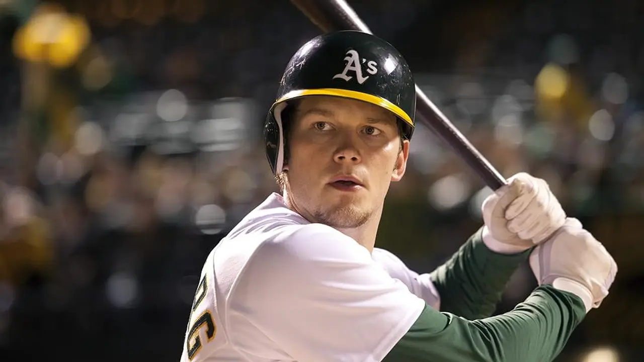 Moneyball (2011)