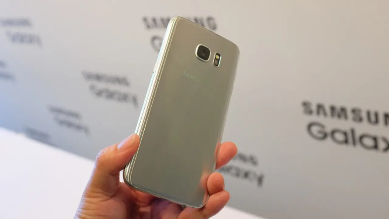 Bodi Belakang Samsung Galaxy S7 Edge