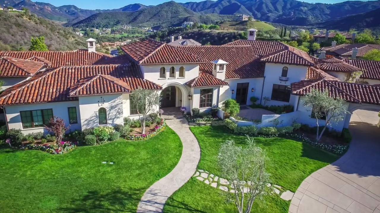 Rumah.com Menengok Interior Mewah Rumah Britney Spears