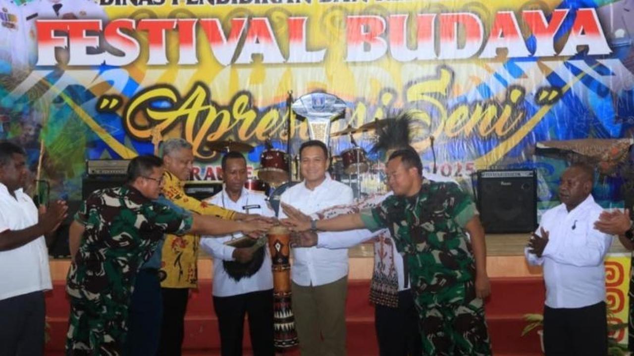 Membangun Fondasi: Pemprov Papua Selatan Dorong Pengembangan Budaya Lokal Melalui Festival Seni Periodik