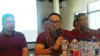 CEO Indosat, Alexander Rusli (tengah) - (Liputan6.com / Dewi Widya Ningrum)