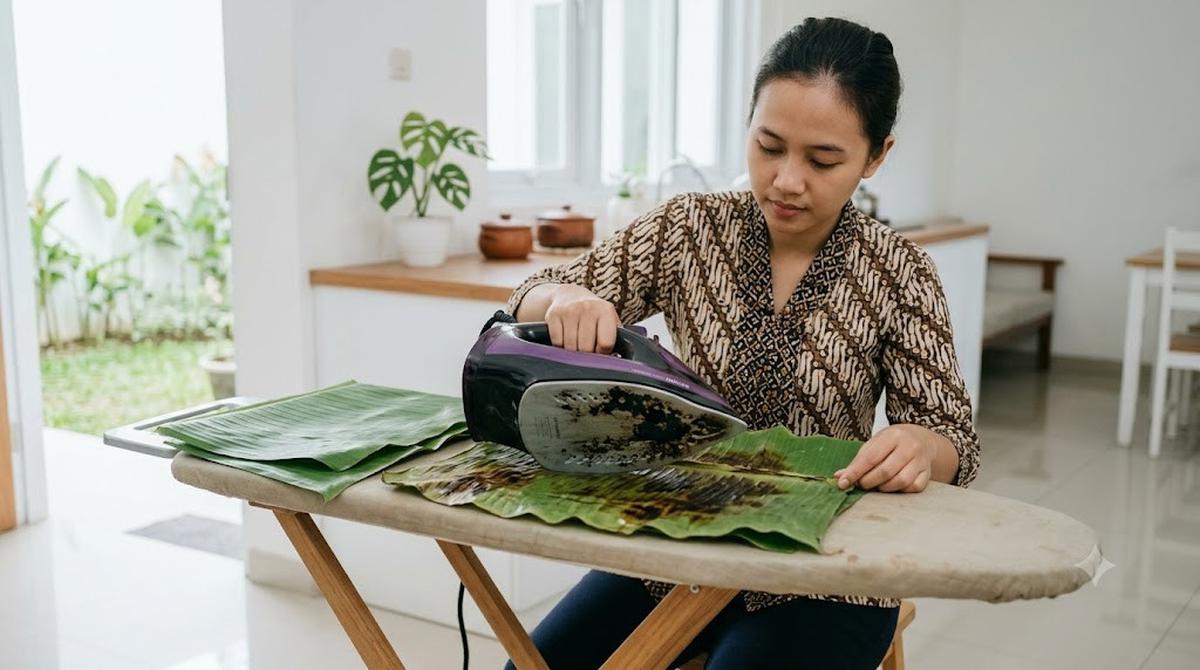 Cara Menghilangkan Bekas Plastik yang Menempel di Setrika