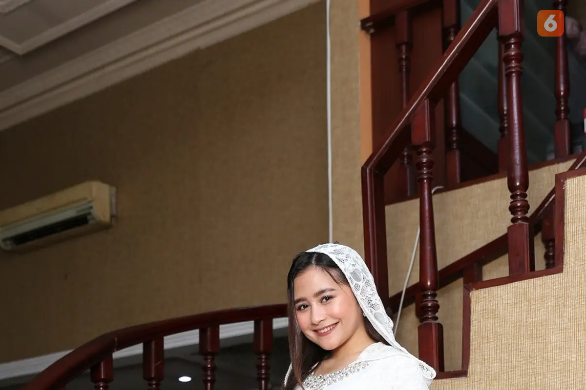 [Fimela] Prilly Latuconsina