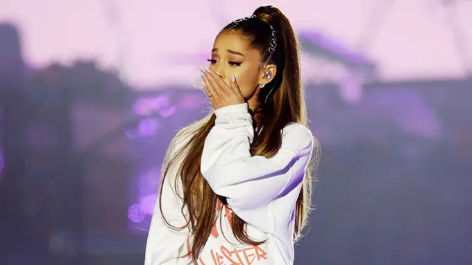 [Bintang] Ariana Grande